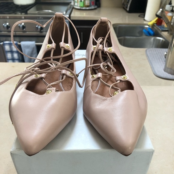 Halogen “Owen” Pointy Toe Lace Up Ghillie Flat - Picture 2 of 6